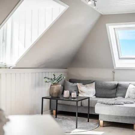 Lägenhet Dinbnb I On Of The I 400m To Bryggen And Floibanen *
