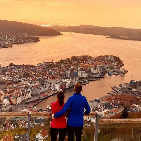 Lägenhet Dinbnb I On Of The I 400m To Bryggen And Floibanen