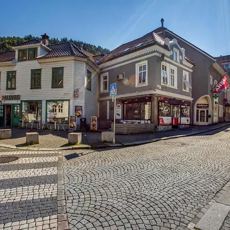 Lägenhet Dinbnb I On Of The I 400m To Bryggen And Floibanen Bergen